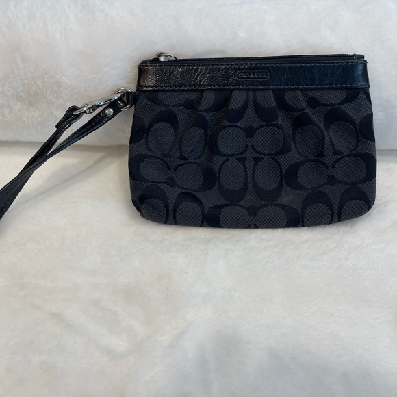Coach Wristlet - Picture 1 of 8
